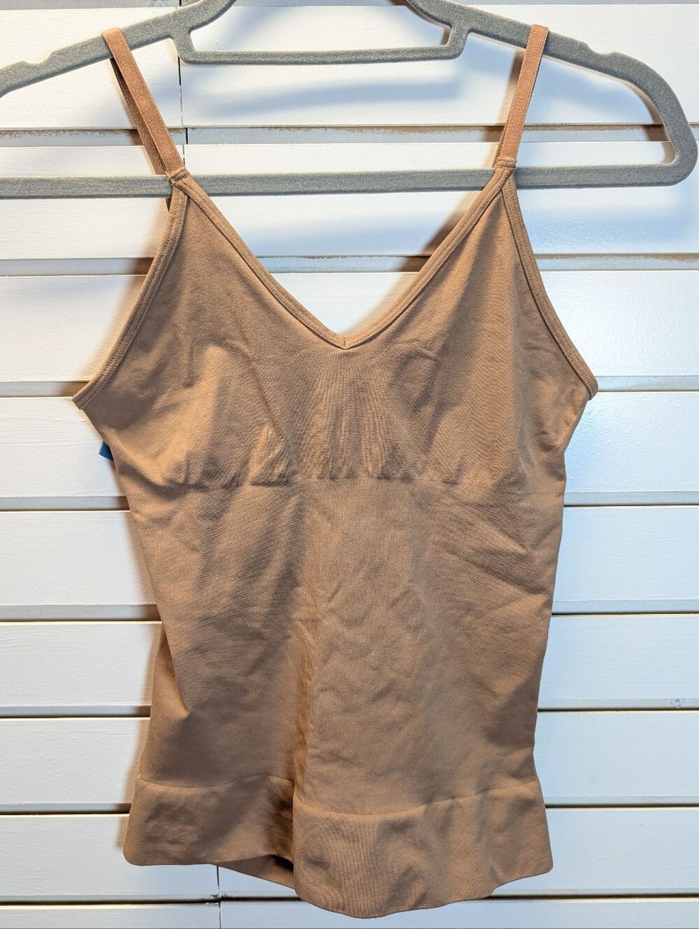 Spanx Shaping Cami Camisole Women's M Oat Nude Seamless Shapewear EUC
